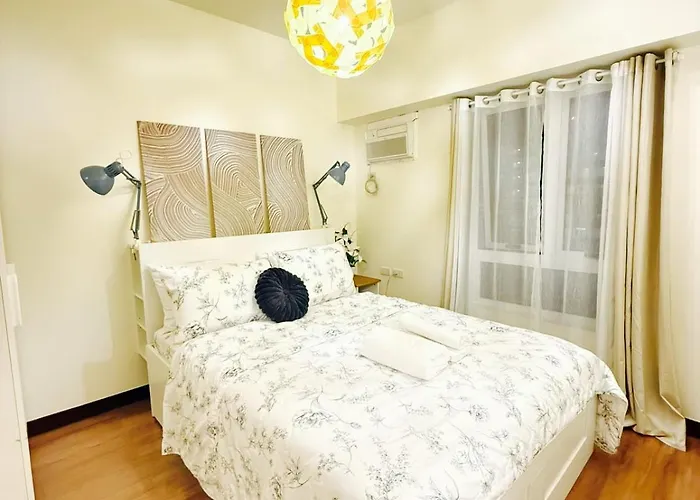 The Camden Place 2br Haven Cozy Unit Manila